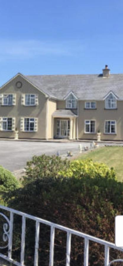 Kielty'S Of Kerry Bed And Breakfast Waterville Bagian luar foto